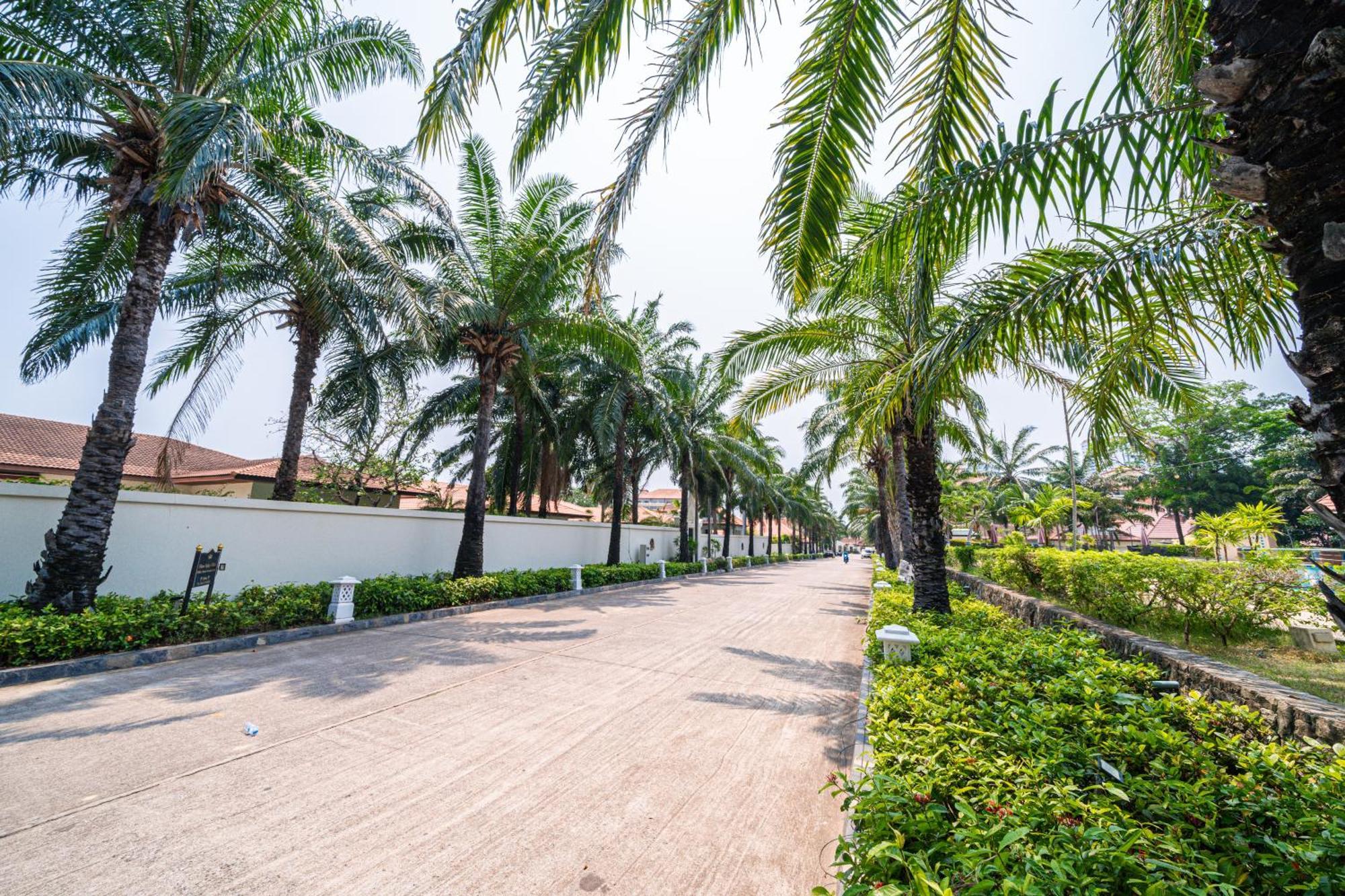 View Talay Longstay Jomtien Exterior foto